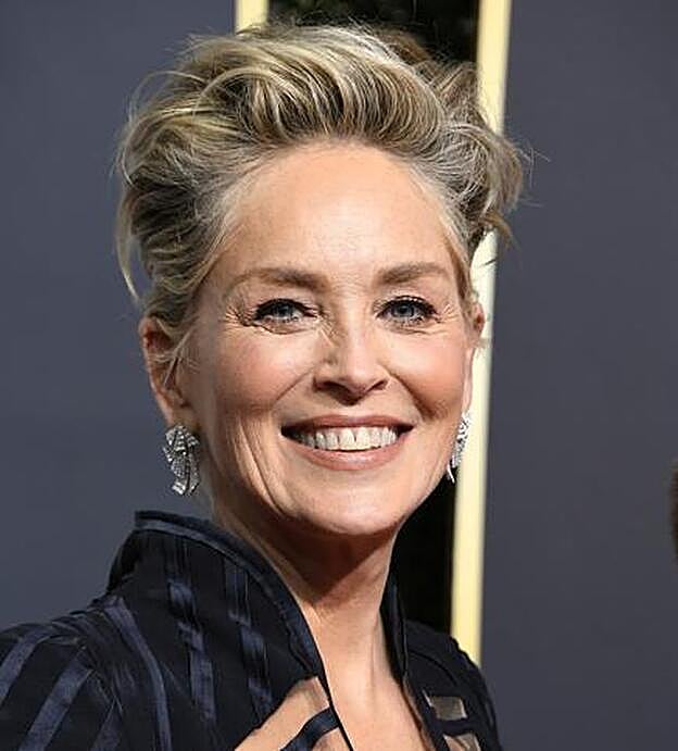 La actriz Sharon Stone durante la celebración de los Globos de Oro 2018.