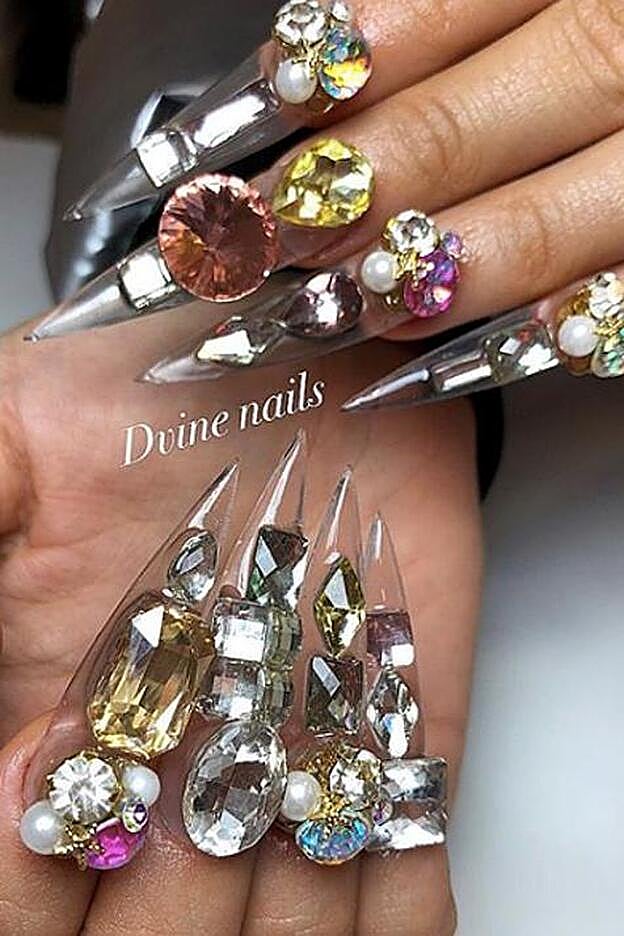 Nuevas uñas de Rosalía.