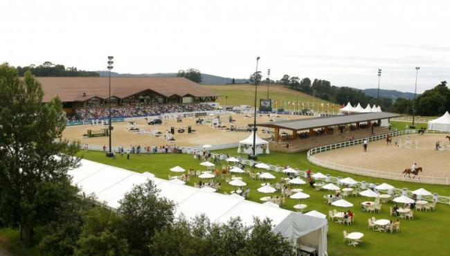 Vista aérea del exclusivo club hípico de Casas Novas, propiedad de la familia Ortega en Arteixo (sí, la misma localidad donde se encuentra la sede de Inditex), donde Marta Ortega y Carlos Torretta celebrarán el sábado 17 de noviembre la segunda gran fiesta de su boda.