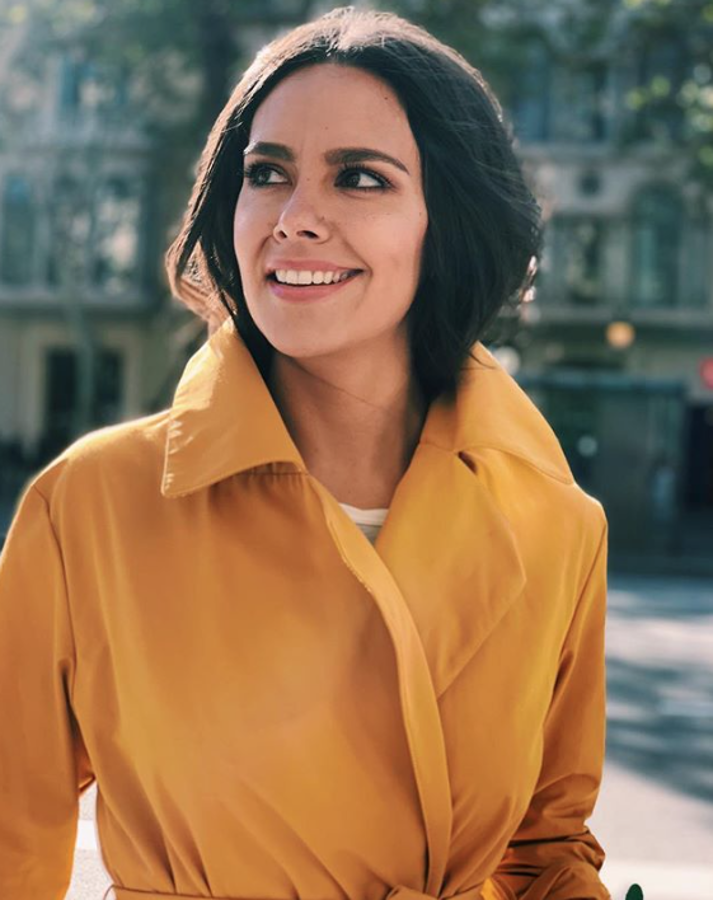 La presentadora de La Sexta tiene el tipo de cara ovalada al que todo le va bien, pero nos gusta más cuando elige la naturalidad.