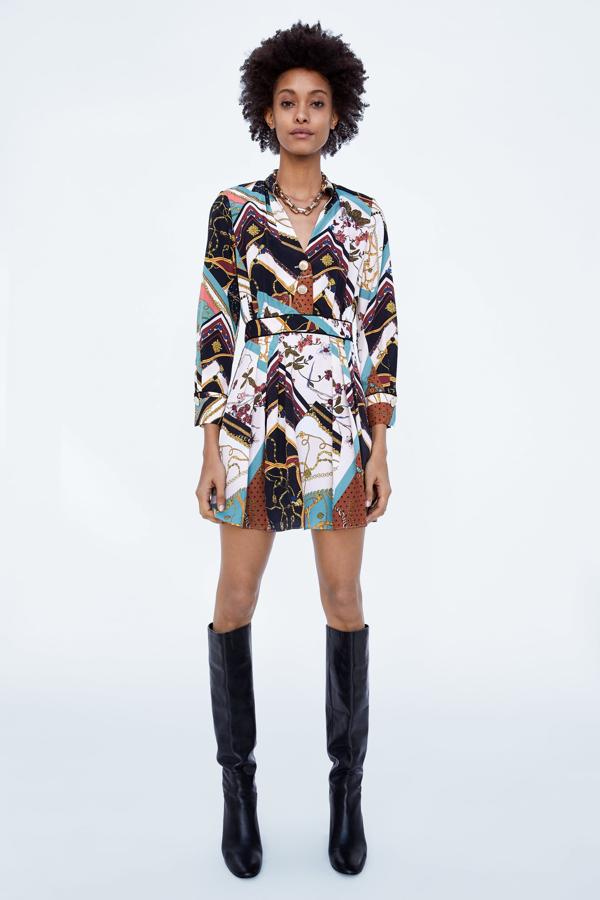 Vestido de Zara (39,95 euros).