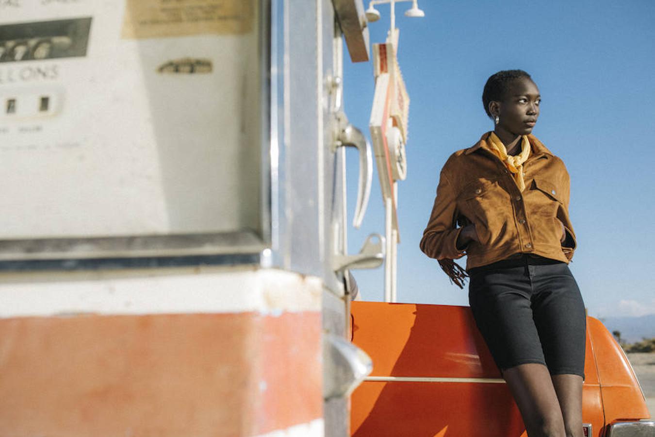 Y sí, necesitamos que llegue ya a alas tiendas, porque queremos ponernos este look cuanto antes...