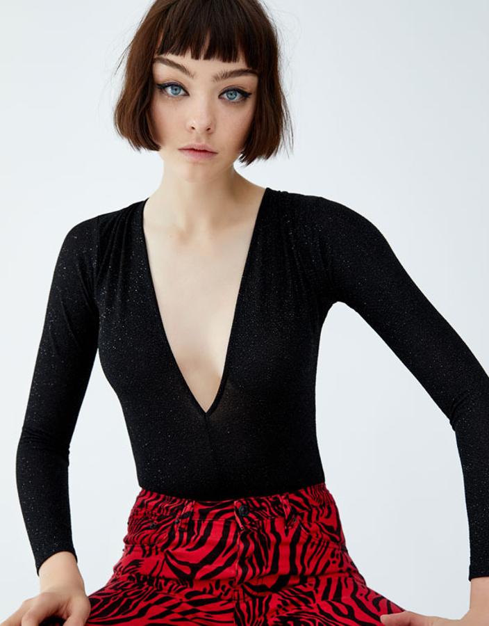 "Body" de manga larga confeccionado con un toque de elasticidad (17,99 euros).