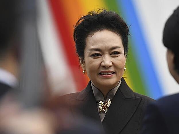 Peng Liyuan ya era famosa antes de convertirse en la primera dama de China.