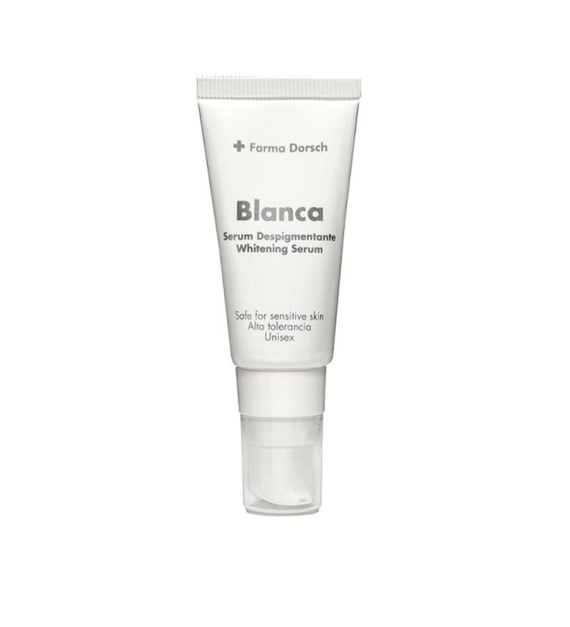 Tratamiento despigmentante de rápida acción, formulado a partir de activos con eficacia probada para mitigar las pigmentaciones cutáneas. Aclara las manchas oscuras y unifica el tono de la piel con la combinación de tres ácidos: láctico, kójico y glicólico todos ellos de contrastada eficacia para paliar las pigmentaciones. Además contiene vitamina C estabilizada de larga duración y alta penetración. (31 €).