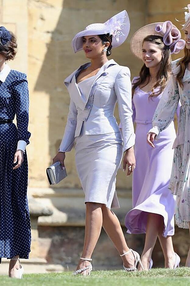 Galería. Pincha en la foto para ver nuesro análisis del look de Priyanka Chopra en la boda de Meghan Markle.