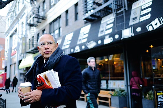 Extraordinario documental en cuatro capítulos sobre cómo The New York Times ha cubierto el primer año de la presidencia de Donald Trump. Liz Garbus firma una obra calidoscópica sobre geopolítica y su representación mediática.