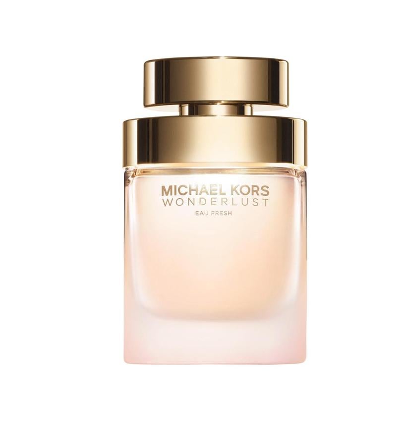 Esta eau de toilette es una nueva versión de la fragancia original Wonderlust que expresa la pasión por la aventura y explorar lo desconocido, el deseo de arriesgarse sabiendo que todo es posible. Este sus notas de salida destacan la bergamota italian y el pomelo rosa; el corazón lo protagonizan el jazmín sambac y la peonía blanca, y en su fondo están el pamplewood y la madera de sándalo de Sri Lanka.  Wonderlust Eau Fresh de Michael Kors  (95 €/ 100 ml).
