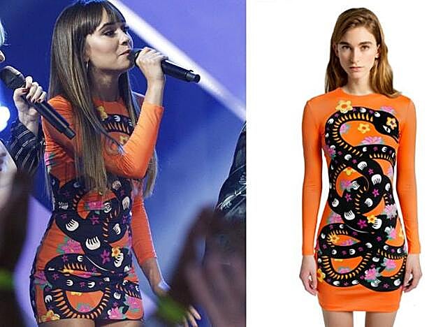 Aitana con vestido de María Escoté.