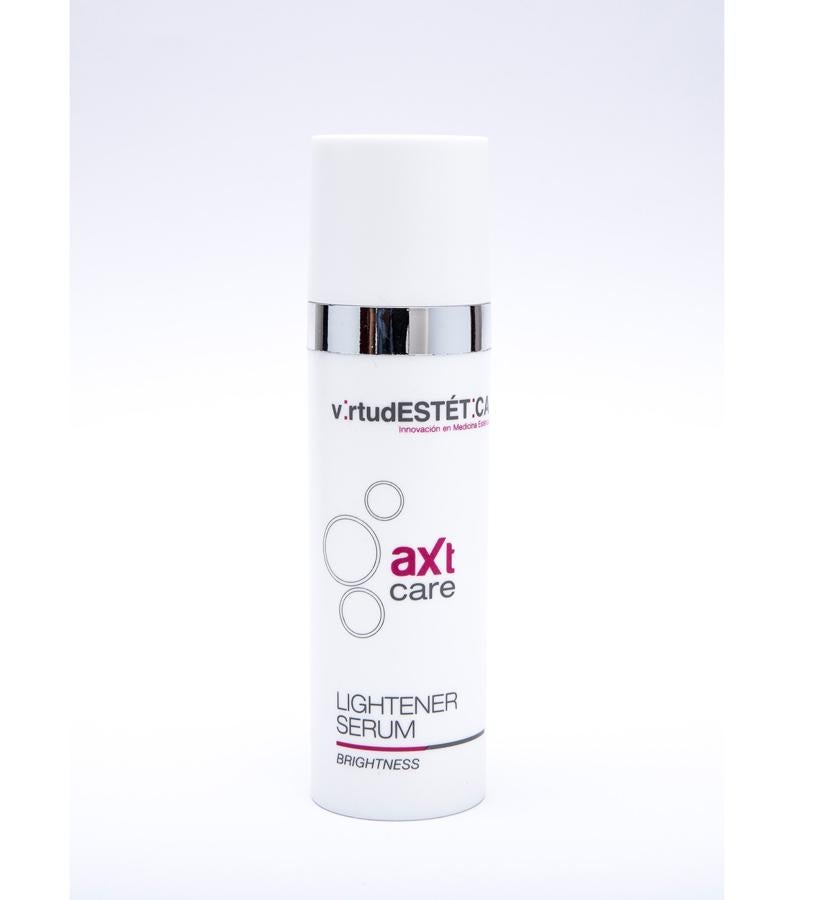 Su ingrediente principal es la astaxantina, que es un activo antioxidante 10 veces más potente que la vitamina C; 14 veces más potente que la vitamina E y 54 veces más potente que cualquier otro betacaroteno. Previene, ralentiza e incluso mejorar los efectos del fotoenvejecimiento en la piel, como manchas, pequeñas arruguitas, flacidez y arañas vasculares.  Axt Lightener Serum Axtcare de Virtud Estética  (49 €).