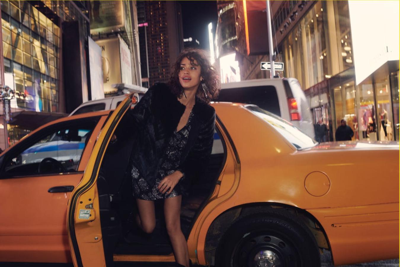 Chaqueta de pelo sintético, 49,99 euros.