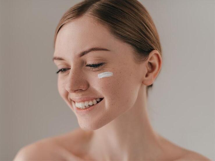 Fotos: Nueve cremas hidratantes con efecto peeling para renovar tu piel