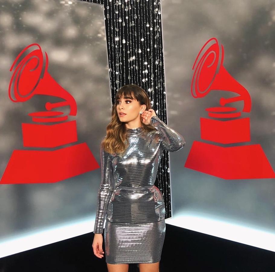 Aitana Ocaña  se ha convertido en toda una 'influencer' este año ¿El motivo? 'Lookazos' como este repleto de brillos que lució en los Grammy Latinos.