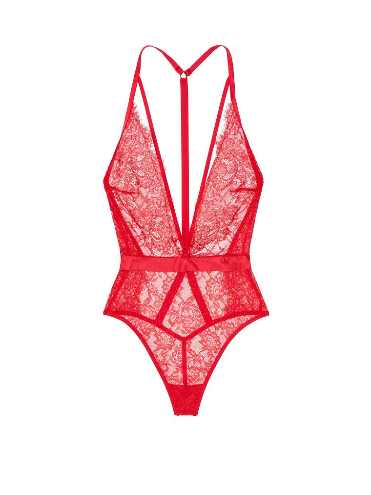 Body escotado con tiras de Victoria’s Secret: 62,58 euros.