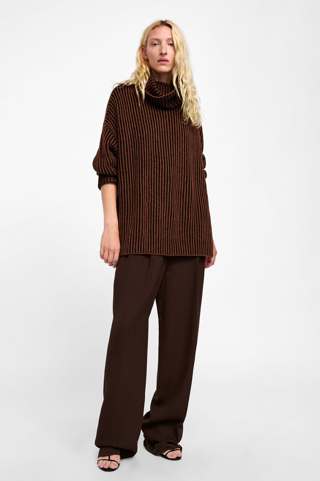 Jersey oversize de Zara: 15,99 euros.