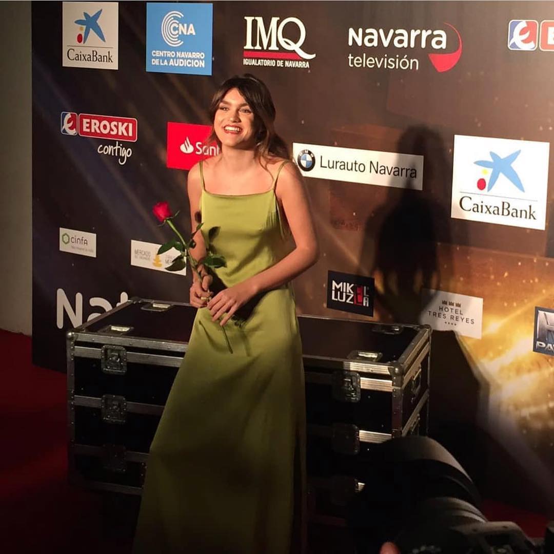 Amaia se ha dejado ver últimamente con varios vestidos lencero. ¿Serán su prenda favorita?