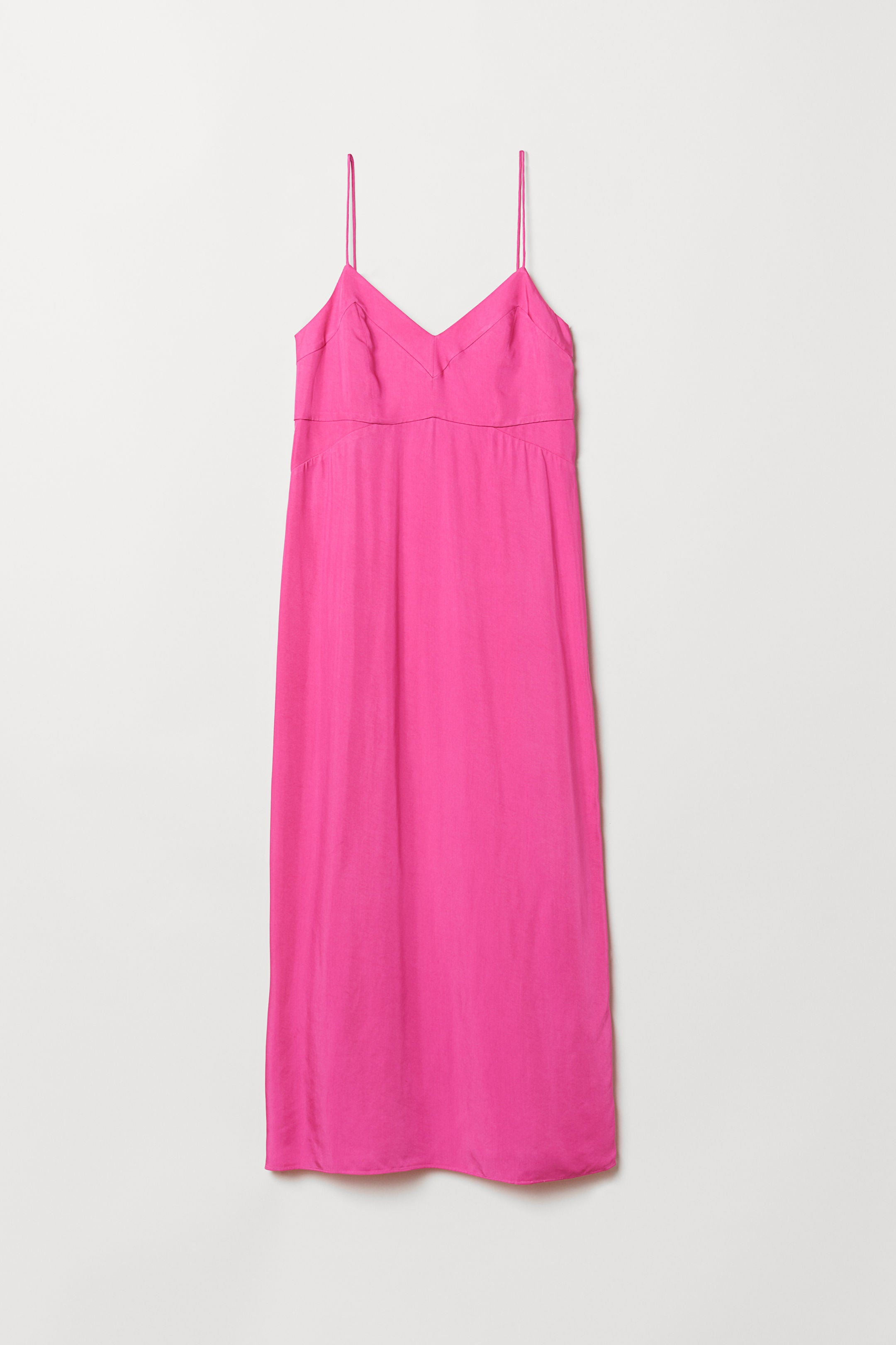 Vestido lencero en color rosa de H&M: 69,99 euros.