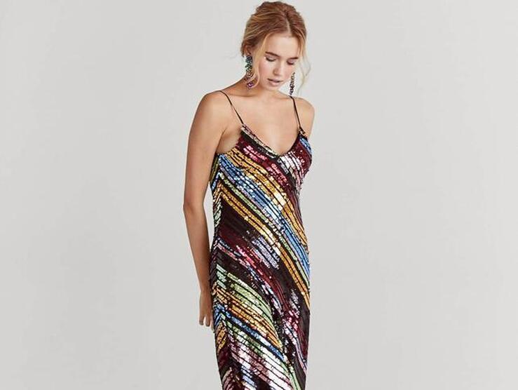 Fotos: Vestidos con escote para tu Nochevieja más sexy