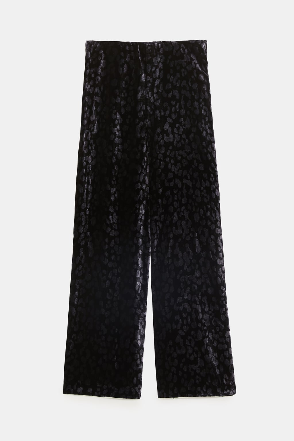 Pantalón de terciopelo estampado de Zara: 29,95 euros.