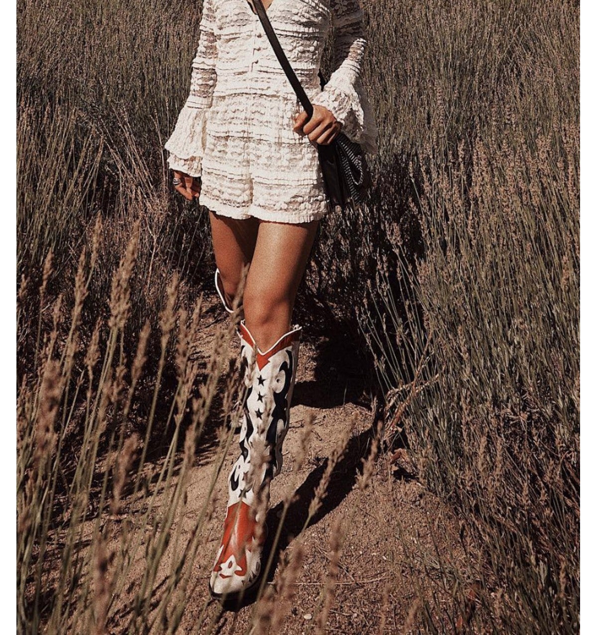 Son posiblemente las botas cowboy más famosas del momento. Son de Jeffrey Campbell y cuestan 250 euros.