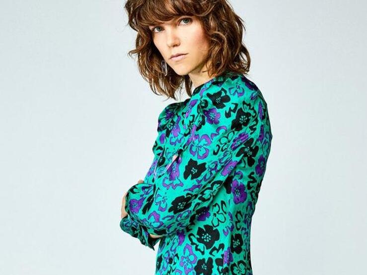 Fotos: 8 vestidos rebajados de Sfera que no te vas a quitar hasta primavera