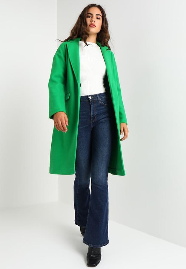 Diseño masculino para un abrigo súper funcional en un verde vibrnated e Topshop (51,95 euros).