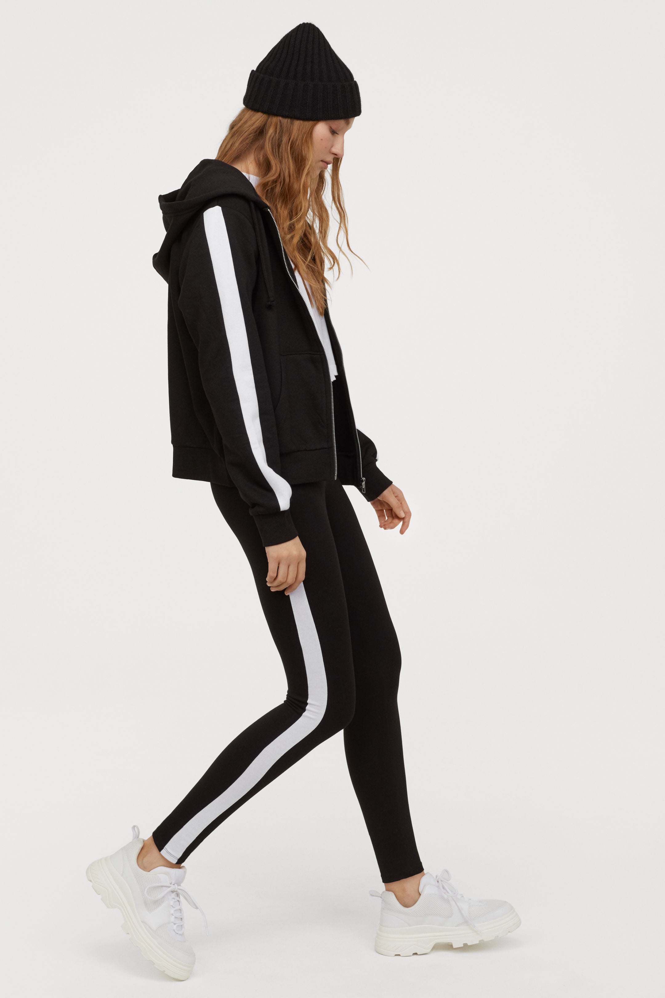 Leggings de H&M, con banda lateral: 9,99 euros.