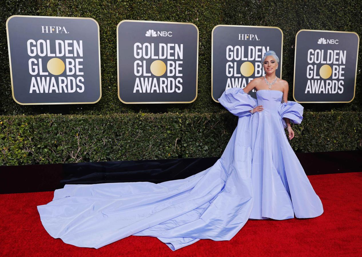 Lady Gaga con vestido de Pier Paolo Piccioli para Valentino Alta Costura.