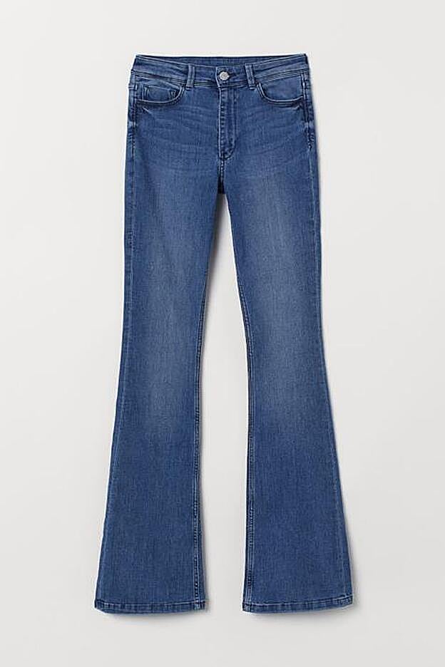 La versión más retro de los "mini flare" de H&M.