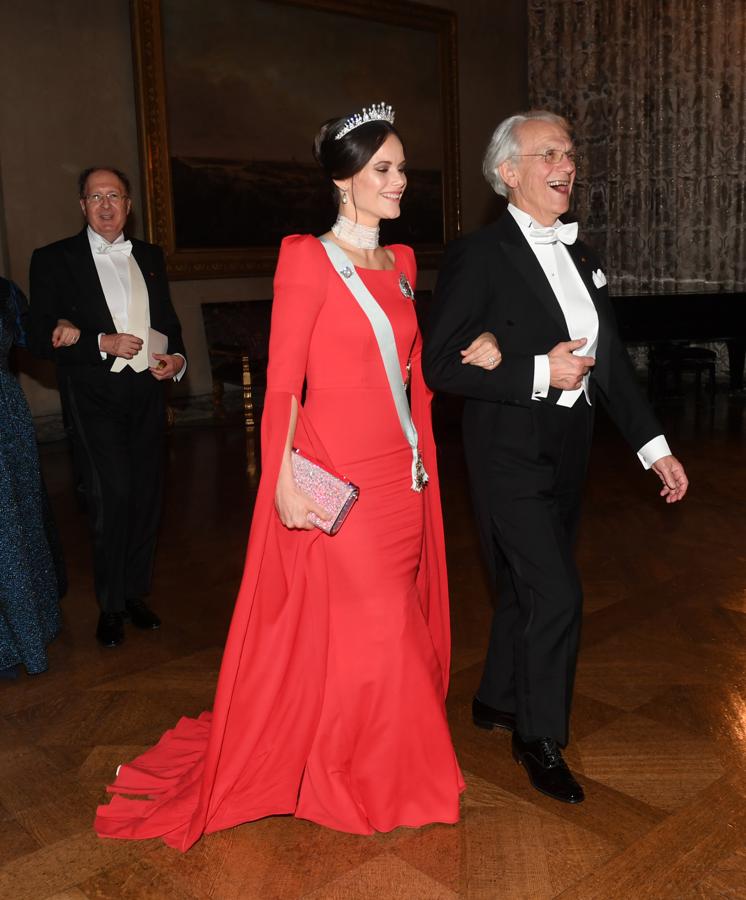 Sofía de Suecia se gastó 30.884 euros en ropa en 2018, con un precio medio de sus looks de 428 euros.