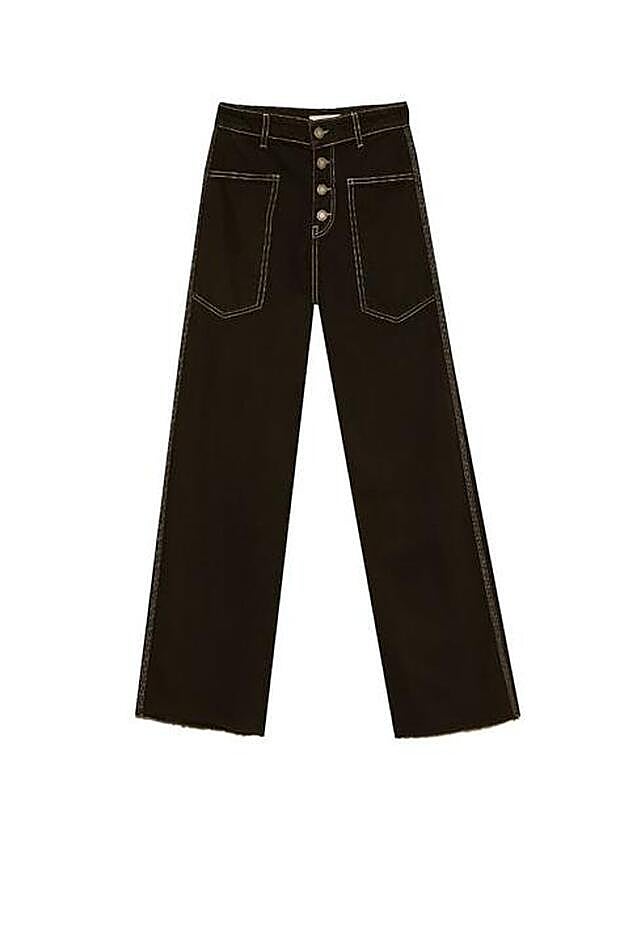 Jeans bootcut contraste con costuras, 9,99 euros.