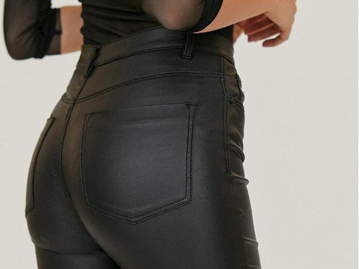 Fotos: Los nuevos pantalones y jeans de Stradivarius con los que presumir de 'tipazo'