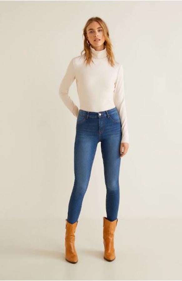 Vaqueros por 12,99 euros.