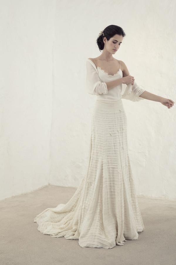 Otra opción súper delicada y muy bohemia, la combinación del top Agosto con la chaqueta Pearl y la falda Mare de Cortana