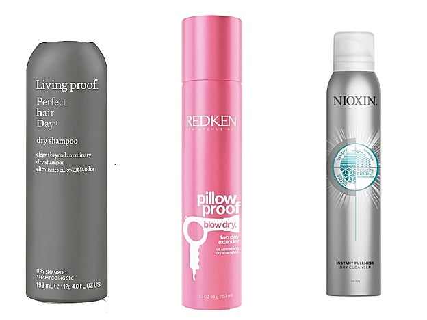 ● Perfect Hair Day Dry Shampoo de Living Proof (22 €). ● Champú seco Blow Dry Two Day Extender de Redken (23,50 €). ● Champú Seco Instant Fullness de Nioxin (22 €).