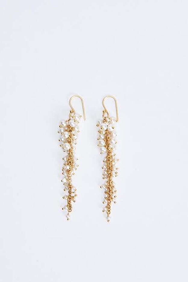 Pendientes de latón y perlas naturales de Gimaguas.