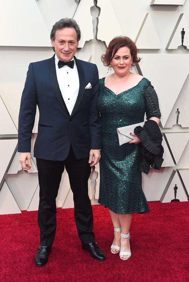 Bernar Hiller y Liza Raff en la alfombra roja de los Premios Oscar 2019.