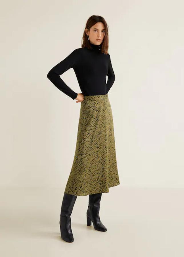 Falda midi de leopardo, 29,99 euros.