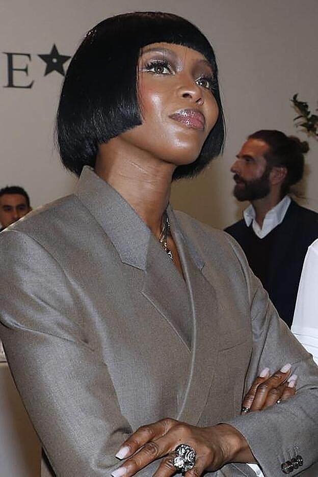Naomi Campbell con su nuevo look.