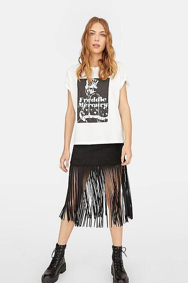 Camiseta de Stradivarius, 15,99 euros.