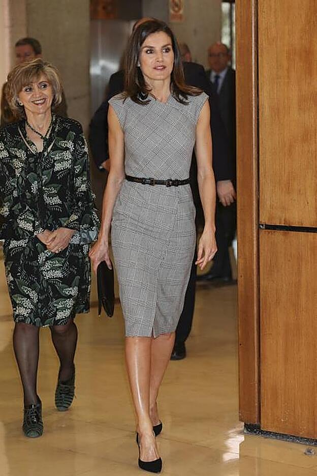 Letizia es fan del estampado príncipe de Gales y lo ha demostrado en más de una ocasión.