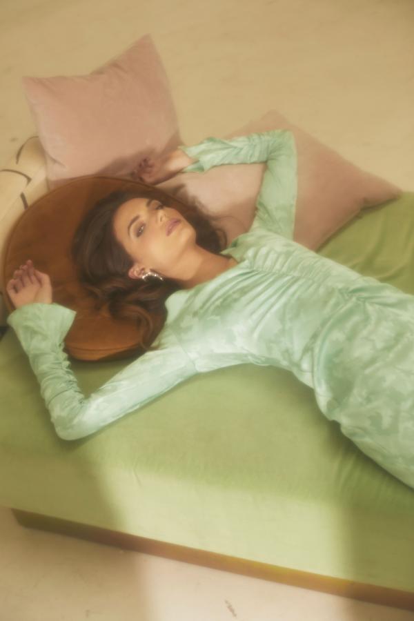 Vestido Marta en verde menta (189 euros).