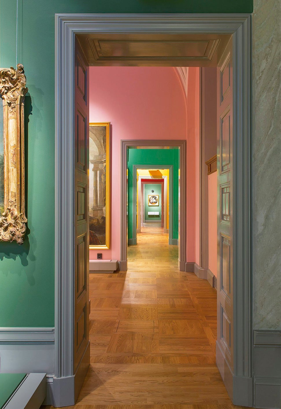 Durante la Stockholm Design Week descubrimos, entre otras sorpresas, las nuevas salas del Museo Nacional de Estocolmo, ahora rebosantes de color.