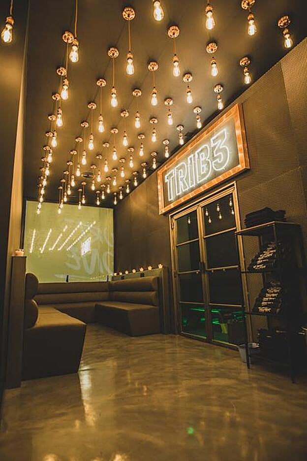 La sala de espera, para relajarte antes de entrar a la clase.