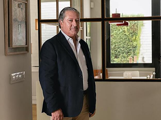 Ramón paredes: "Mi gran máster fue dirigir mi primera fábrica".