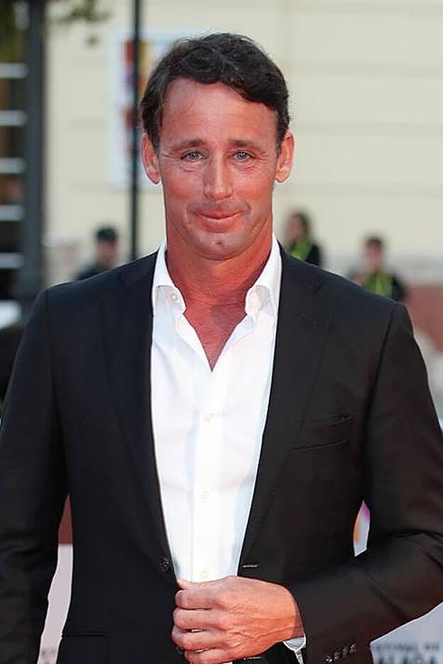 Álvaro Muñoz Escassi muestra su nueva cara.