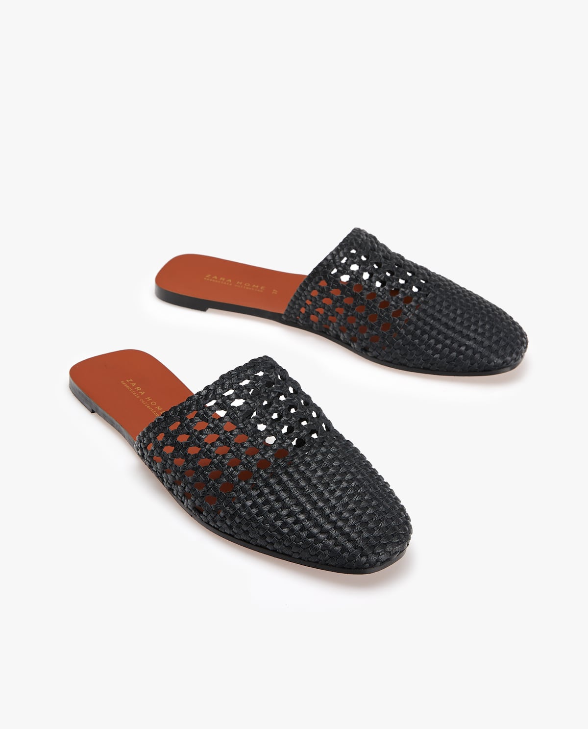 Mule de piel de Zara Home: 39,99 euros.