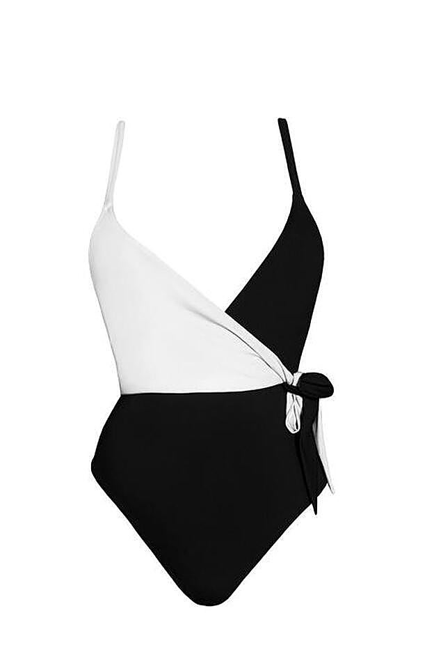 Detalle del bañador que lleva Lovely Pepa.