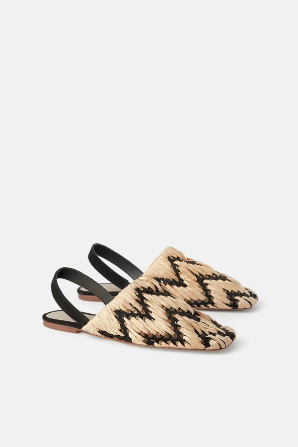 Otro flechazo que hemos tenido en la nueva colección primavera-verano 2019 de Zara han sido estas babuchas destalonadas con trenzado de piel y rafia. Eso sí, cuestan 79.95 euros...