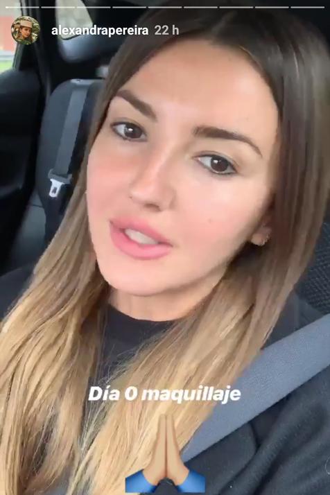 La influencer Alexandra Pereira también se ha sumado al movimiento #nomakeup con este  selfie en Instagram , aunque seguro que no será la última vez que la veamos sin una gota de maquillaje: Lovely Pepa ha confesado en alguna ocasión que le gusta hacerlo una vez a la semana para que su piel respire.